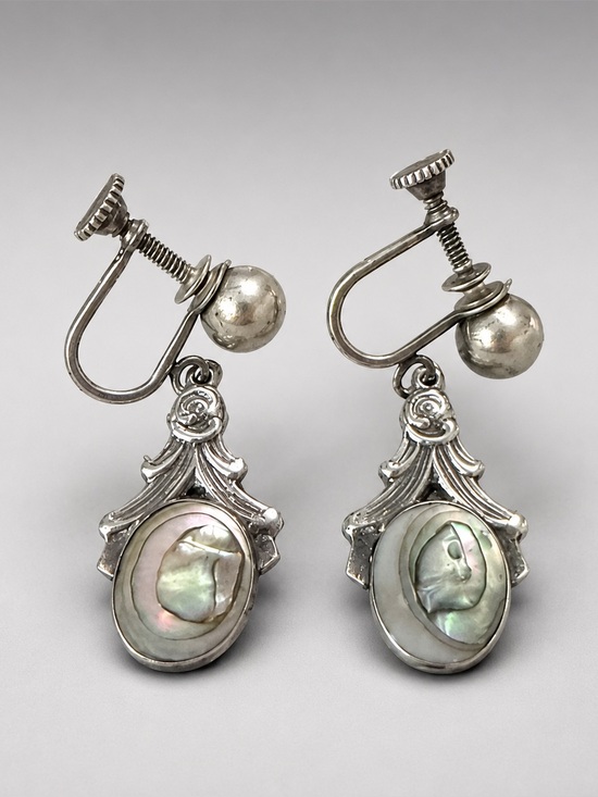 Vintage Jewelry - Vintage Sterling Silver Abalone Shell Screw Back Earrings Circa 1950’s 5.9 Grams